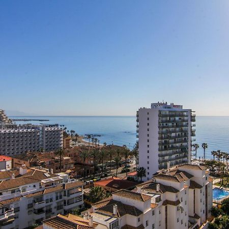 Estudio recién reformado en primera línea de playa Apartamento Benalmádena Exterior foto